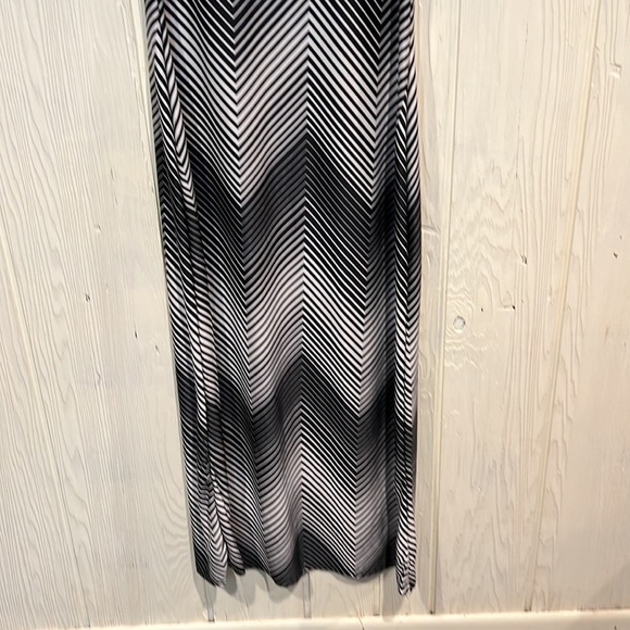 JUST Love Sleeveless Maxi Dress, Size L - Picture 3 of 8